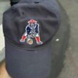 New England Patriots Adjustable Hat Cap Reebok Vintage Retro Logo NFL Football